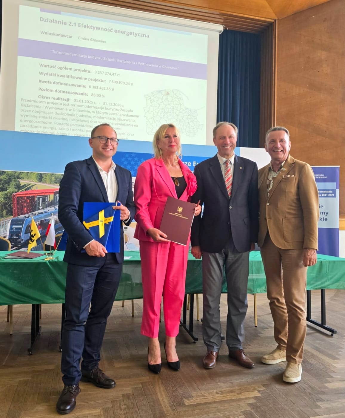 zdjęcie Pani Wójt.jpg