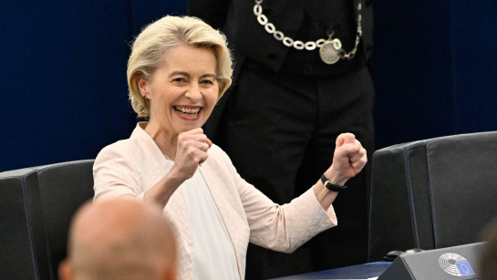 Ursula von der Leyen w Parlamencie Europejskim po ogłoszeniu wyniku głosowania; fot. © European Union 2024 - Source : EP
