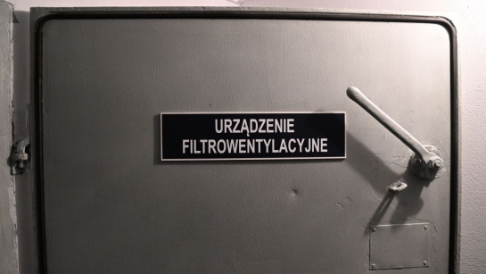 Mapa, na której można sprawdzić najbliższe schrony i miejsca schronienia, jest już dostępna m.in. na stronach PSP. Zdjęcie ilustracyjne; fot.  PAP/Marcin Bielecki