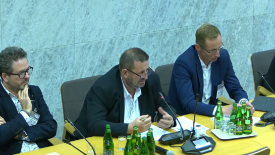 Screen z transmisji w Sejmie Sejm.gov.pl 