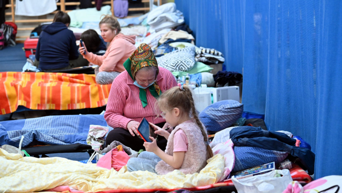 Od czwartku nowe przepisy o pomocy obywatelom Ukrainy, fot. PAP/Marcin Bielecki