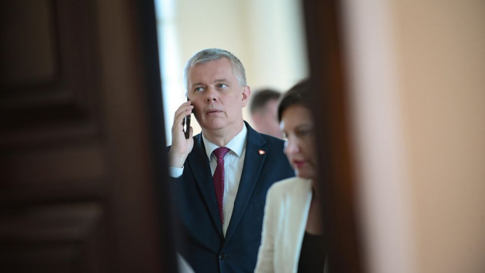 Minister spraw wewnętrznych i administracji, koordynator służb specjalnych Tomasz Siemoniak , fot. PAP/Marcin Obara