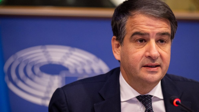 Europejski komisarz ds. spójności i reform Raffaele Fitto; fot. © European Union 2025 - Source : EP