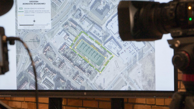 Dzięki uchwalonej nowelizacji proces inwestycyjny ma zostać skrócony nawet o 45 dni; fot. PAP/Lech Muszyński