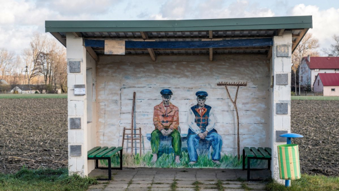 FRPA to program ministerstwa infrastruktury, który wspiera samorządy w utrzymaniu lokalnego transportu; fot. PAP/Grzegorz Michałowski