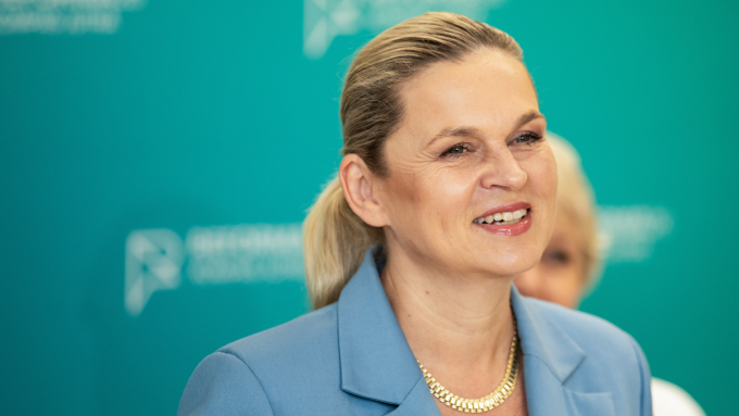 Minister edukacji Barbara Nowacka; fot. PAP/Krzysztof Ćwik